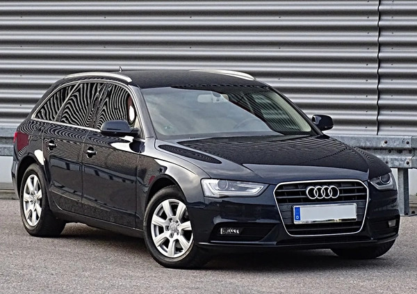 Audi A4 cena 41900 przebieg: 253000, rok produkcji 2012 z Oborniki małe 781